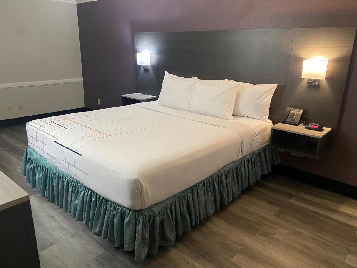 La Quinta Inn By Wyndham Bakersfield South Extérieur photo