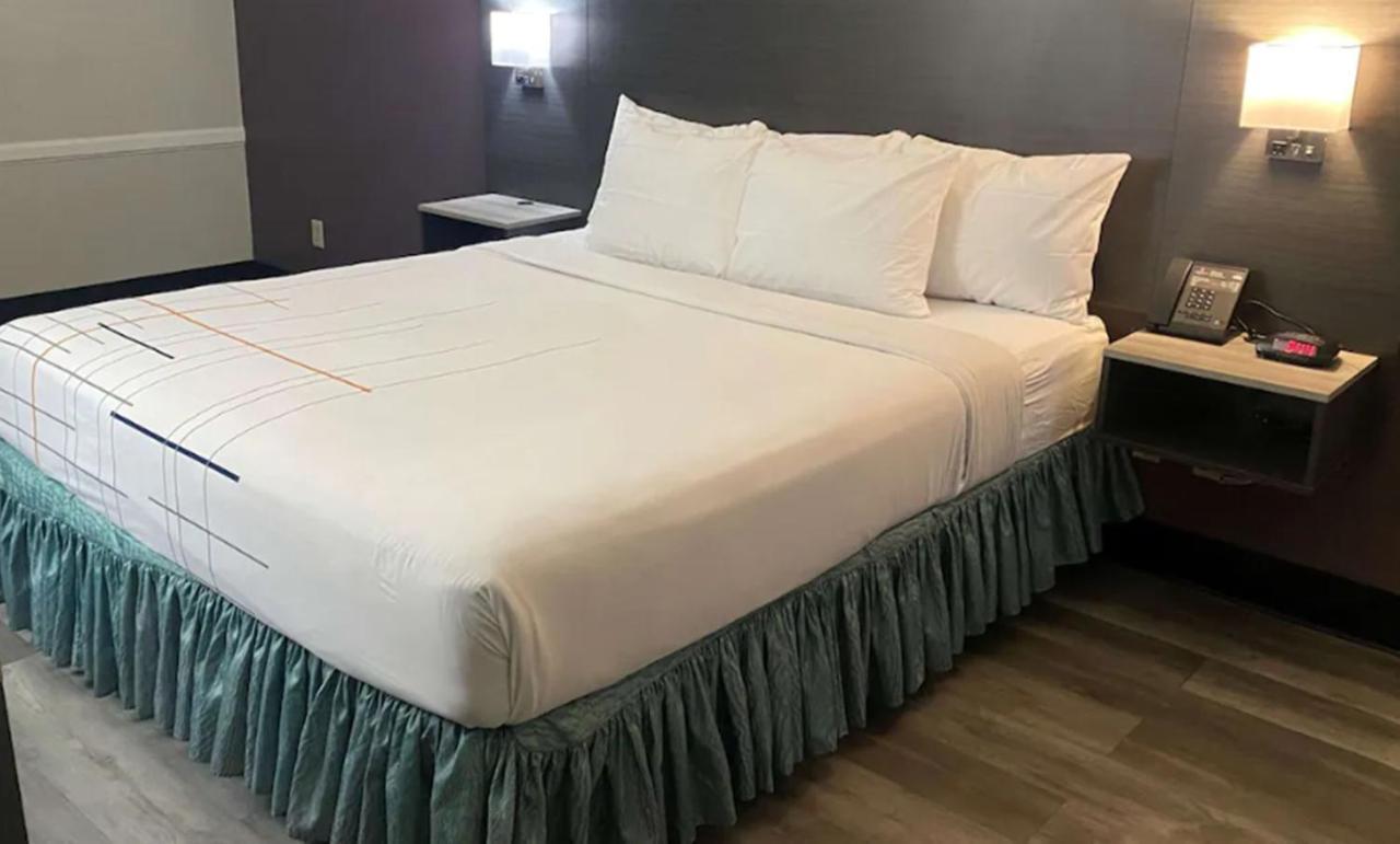 La Quinta Inn By Wyndham Bakersfield South Extérieur photo