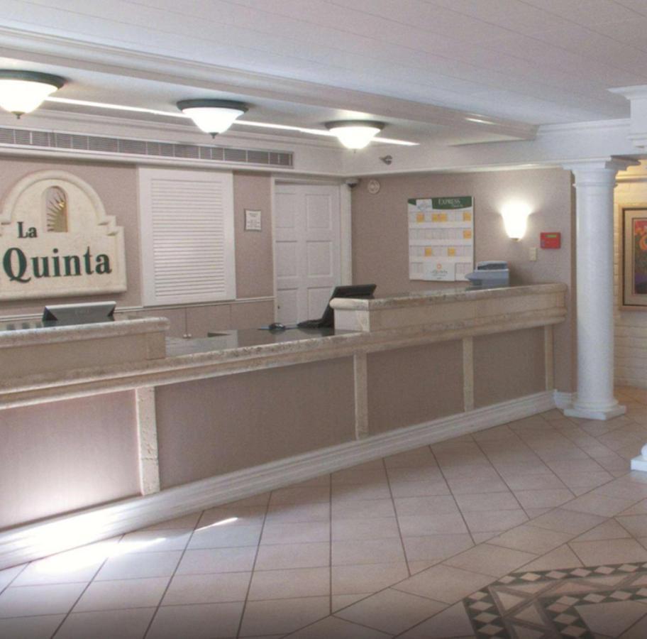 La Quinta Inn By Wyndham Bakersfield South Extérieur photo