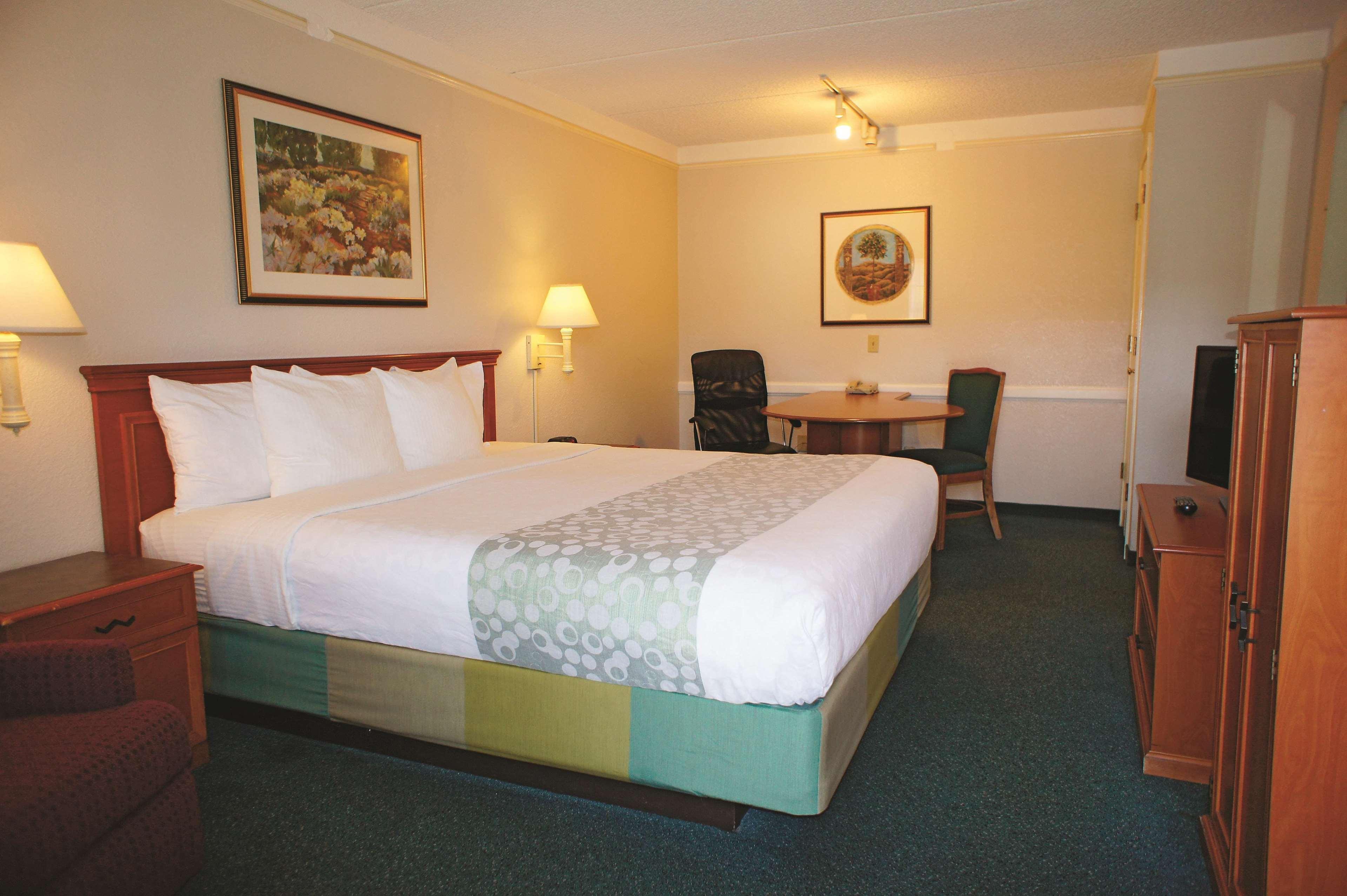 La Quinta Inn By Wyndham Bakersfield South Extérieur photo