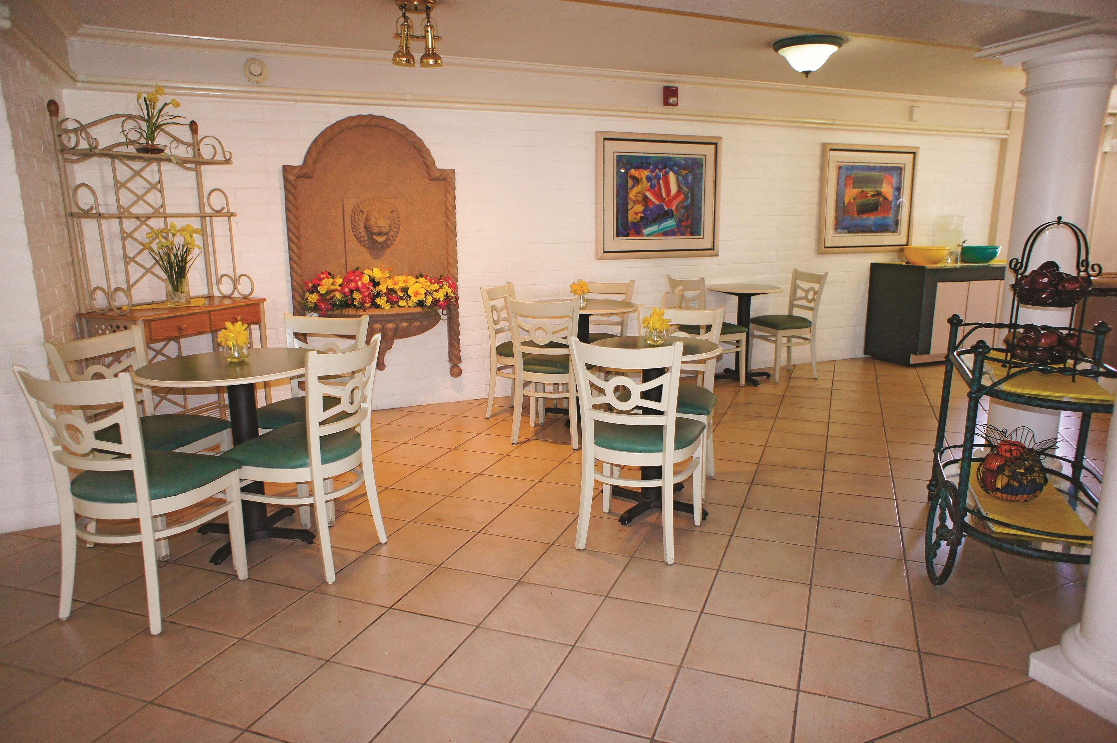 La Quinta Inn By Wyndham Bakersfield South Extérieur photo